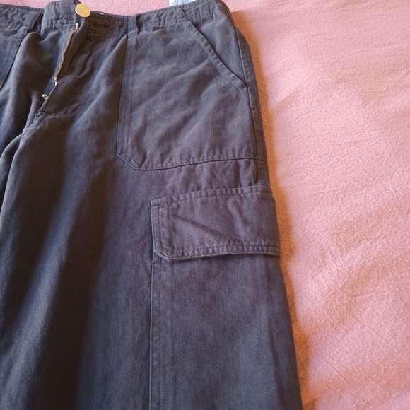 Zara Charcoal Cargo Pants - Picture 2 of 12